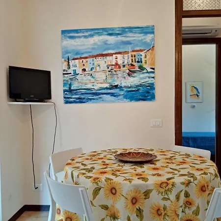 Porto Azzurro Apartment *